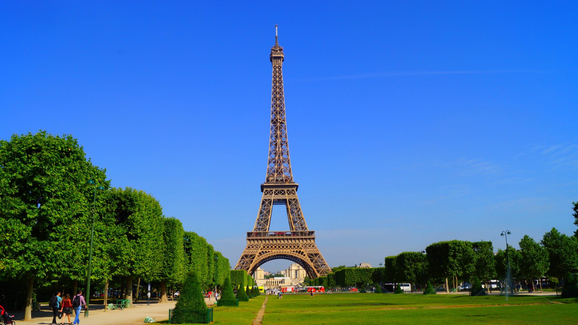 light-architecture-sky-eiffel-tower-paris-monument-827084-pxhere.com